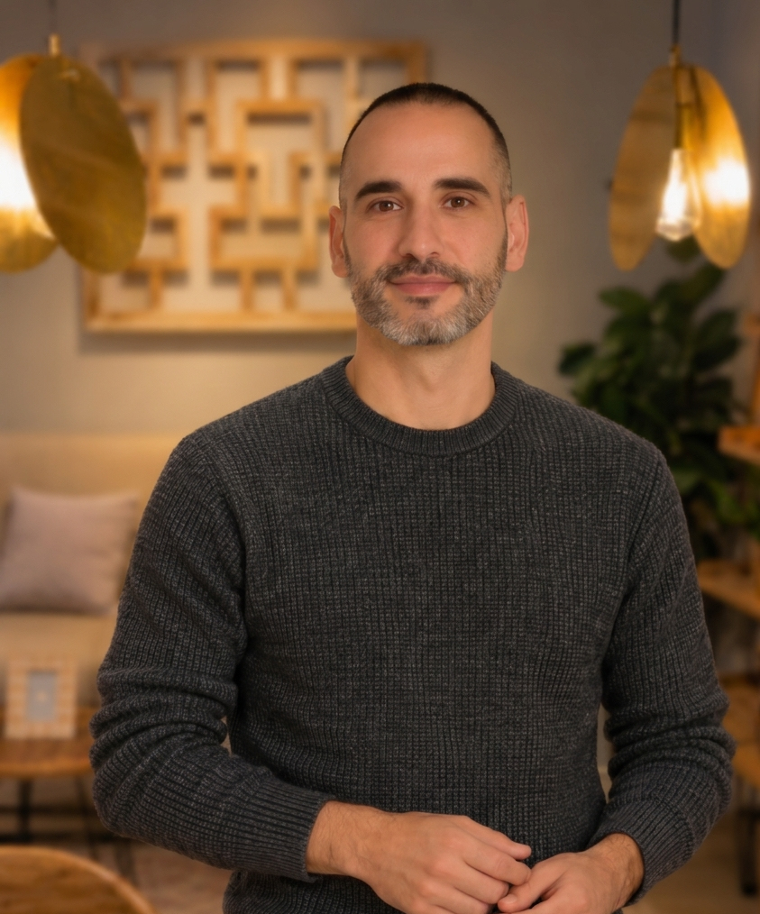 Alex Lecis, interior designer